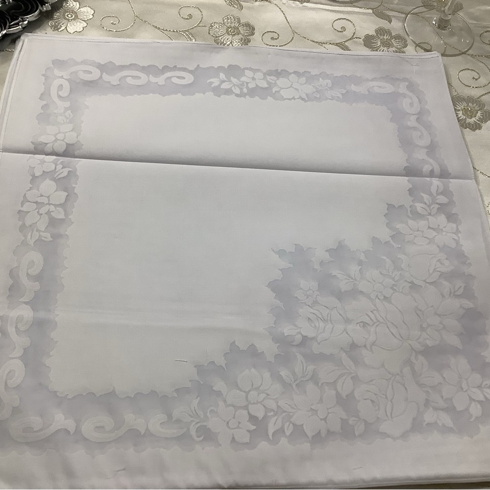 LUXURY NAPKINS SETS OF 12